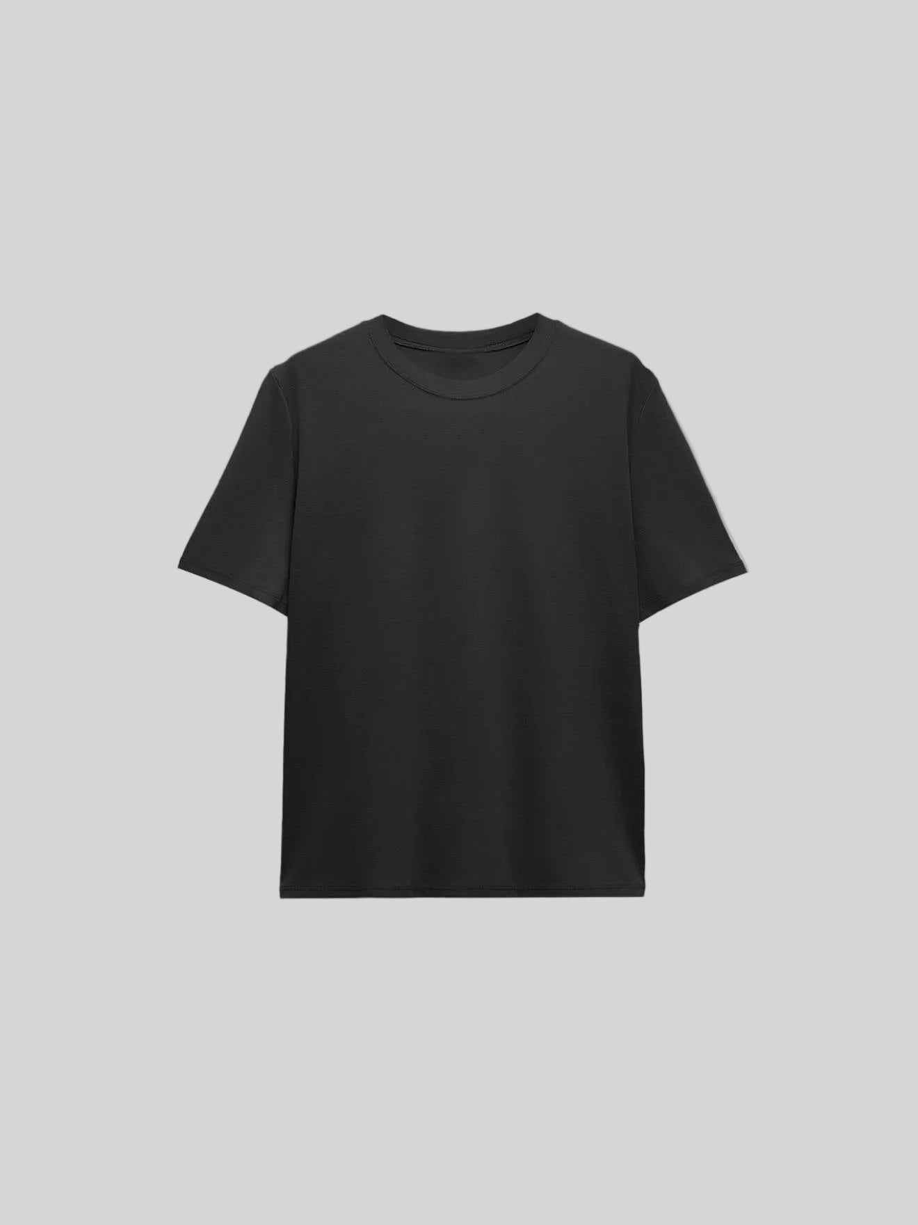 Black basic essential t-shirt-1