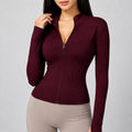 Jaqueta Esportiva Feminina Gola Alta com Zíper - Modelagem Slim Manga Longa para Treino e Inverno